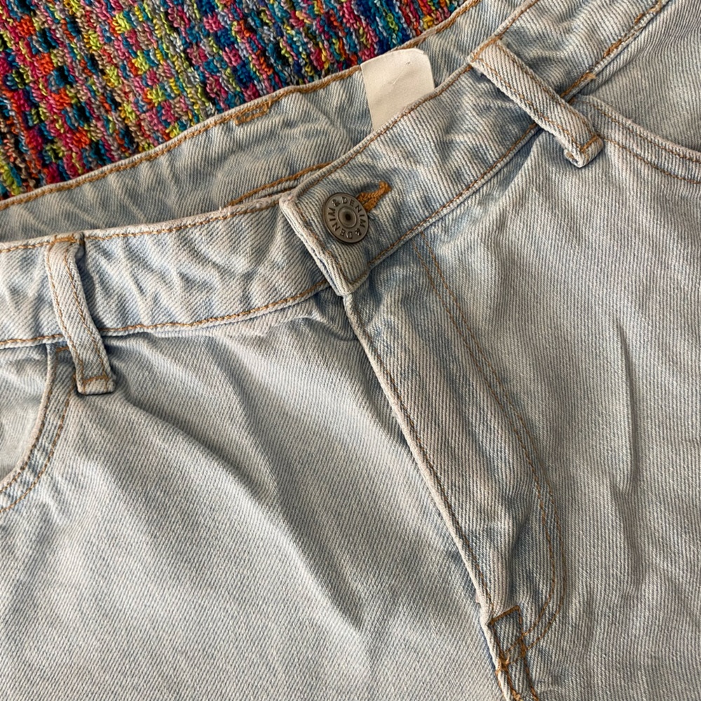 Denim Short - Picture 3 of 7